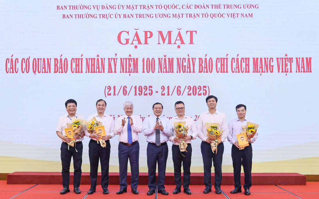Khuyến khích sự tham gia của báo chí vào công tác giám sát, phản biện PG88 nổ hũ