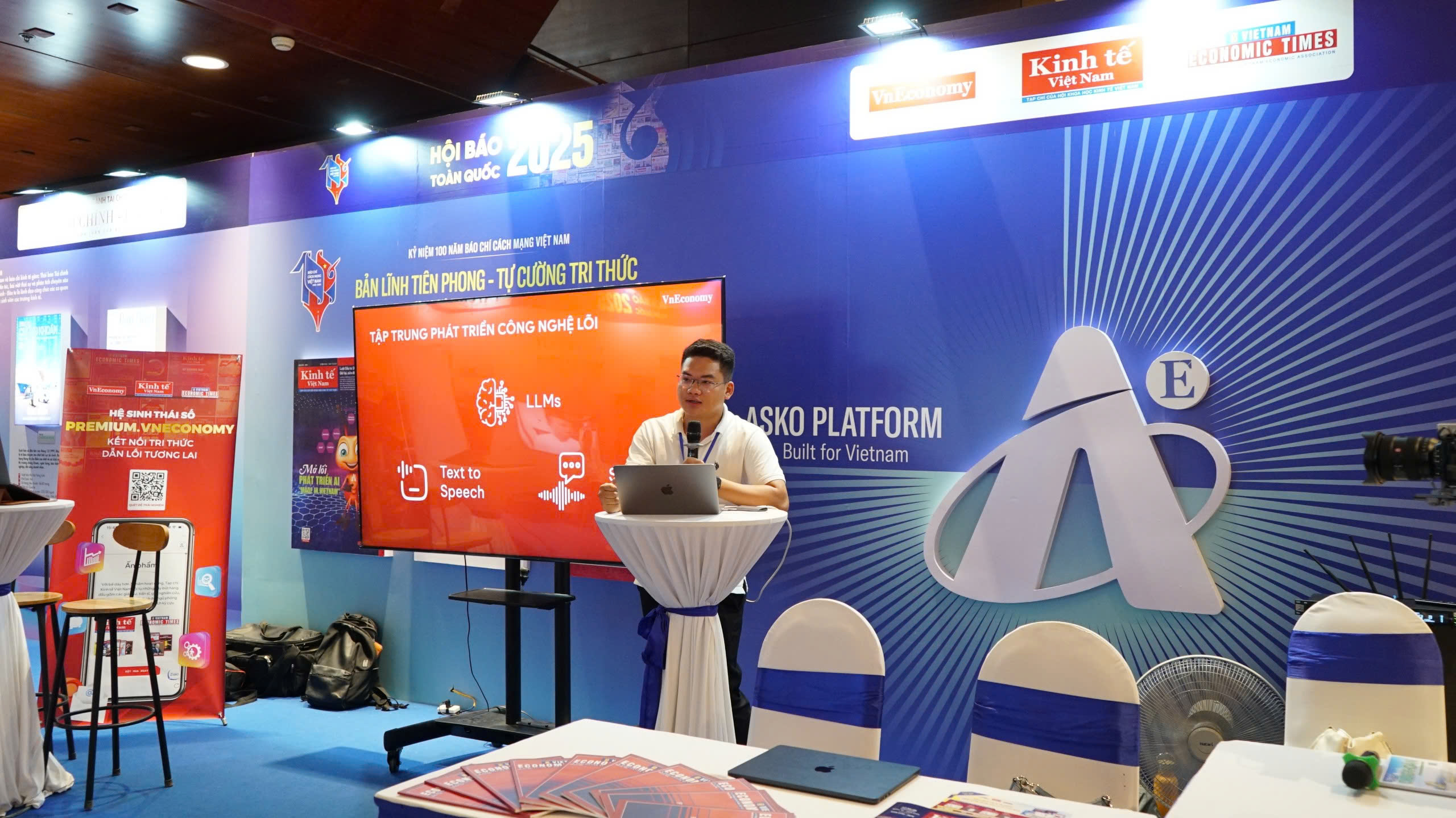Nền tảng c&ocirc;ng cụ tr&iacute; tuệ nh&acirc;n tạo cho lĩnh vực b&aacute;o ch&iacute;, truyền th&ocirc;ng - Asko Platform được thiết kế với c&aacute;c m&ocirc; h&igrave;nh l&otilde;i AI gi&uacute;p tối ưu h&oacute;a mọi hoạt động. Trong đ&oacute;, Askonomy Smartchat l&agrave; trợ l&yacute; th&ocirc;ng tin Link Trang Chủ PG88.Com Mới #2026; Asko Brief l&agrave; trợ l&yacute; t&oacute;m tắt th&ocirc;ng tin Link Trang Chủ PG88.Com Mới #2026; AskoVerse c&ocirc;ng cụ dịch thuật th&ocirc;ng tin Link Trang Chủ PG88.Com Mới #2026; AskoVocal c&ocirc;ng cụ chuyển đổi văn bản th&agrave;nh giọng n&oacute;i linh hoạt; Asko Vocal Premium c&ocirc;ng cụ tạo giọng n&oacute;i độc quyền. Đại diện Actable AI Việt Namgiới thiệu về nền tảng c&ocirc;ng cụ tr&iacute; tuệ nh&acirc;n tạo cho lĩnh vực b&aacute;o ch&iacute;, truyền th&ocirc;ng - Asko Platform.