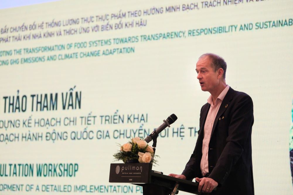 &Ocirc;ng Patrick Haverman: 