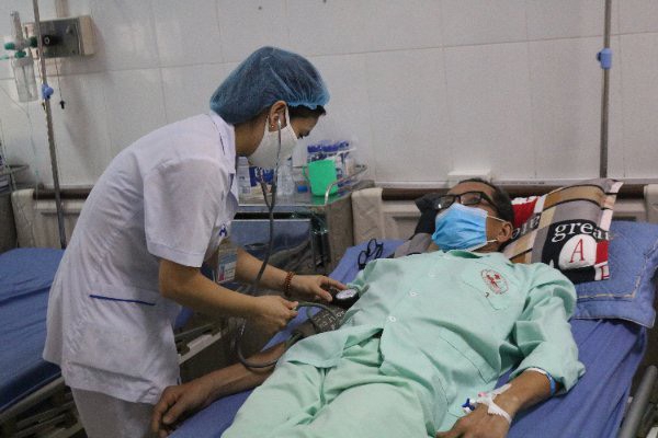 Đảm bảo quyền lợi bảo hiểm y tế cho người hưởng. Ảnh: Duy Nguyễn.