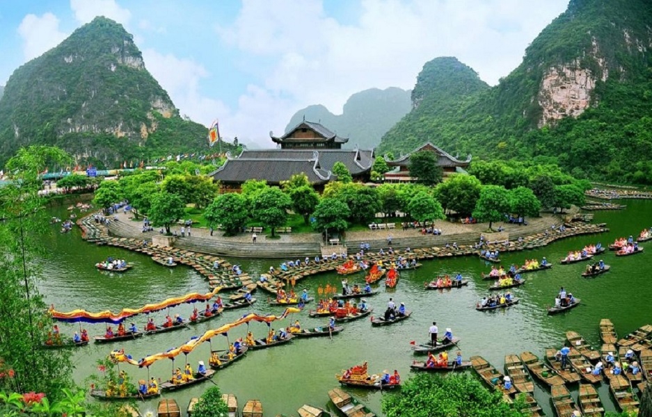 Nhu cầu tiêu dùng, du lịch của người dân trong các dịp lễ, Tết, nghỉ hè cùng với số lượng khách quốc tế đến Việt Nam đã đóng góp tích cực cho tăng trưởng của ngành PG88 Sòng bạc trực tuyến TOP 1 Việt Nam | Casino, Nổ Hũ, dịch vụ.