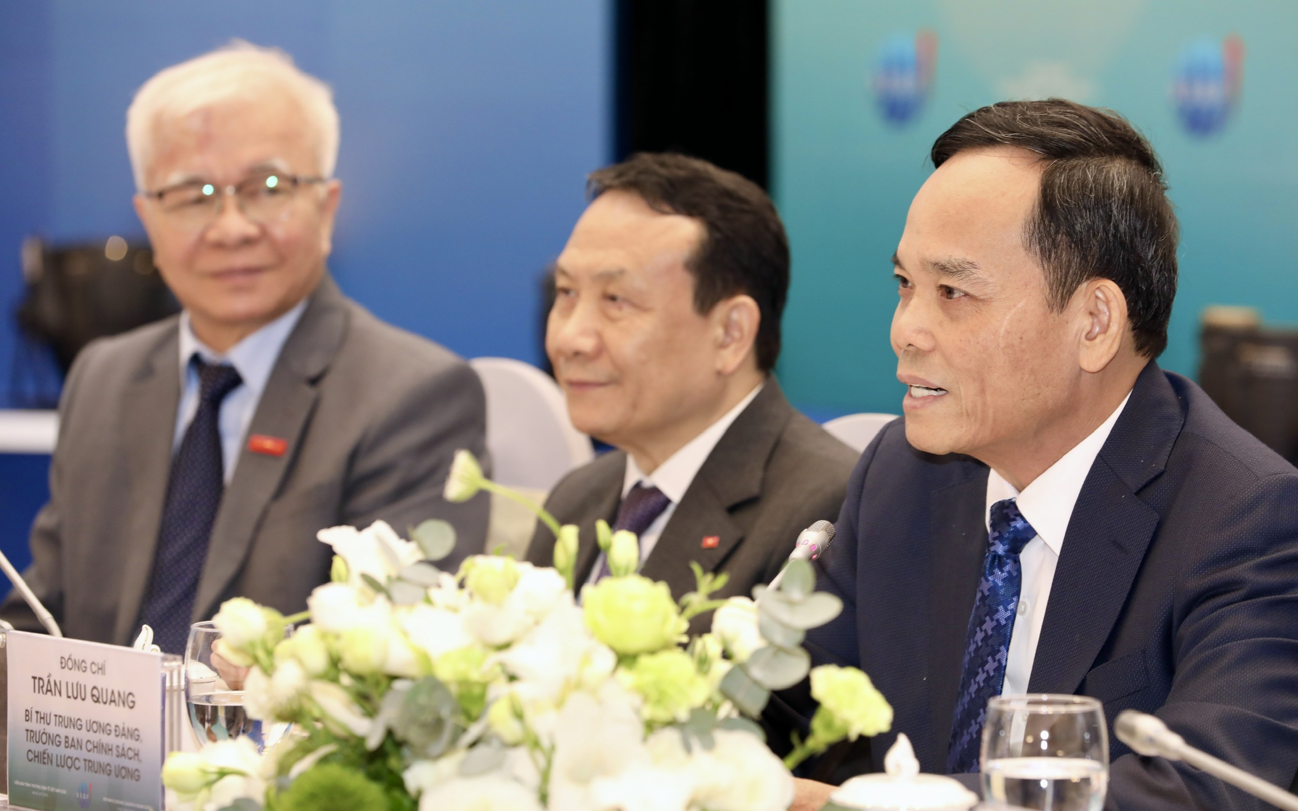 Ph&aacute;t biểu tại Diễn đ&agrave;n, Trưởng ban Ch&iacute;nh s&aacute;ch, Chiến lược Trung ương Trần Lưu Quang cho biết trong qu&aacute; tr&igrave;nh soạn thảo đề &aacute;n với chủ đề: 