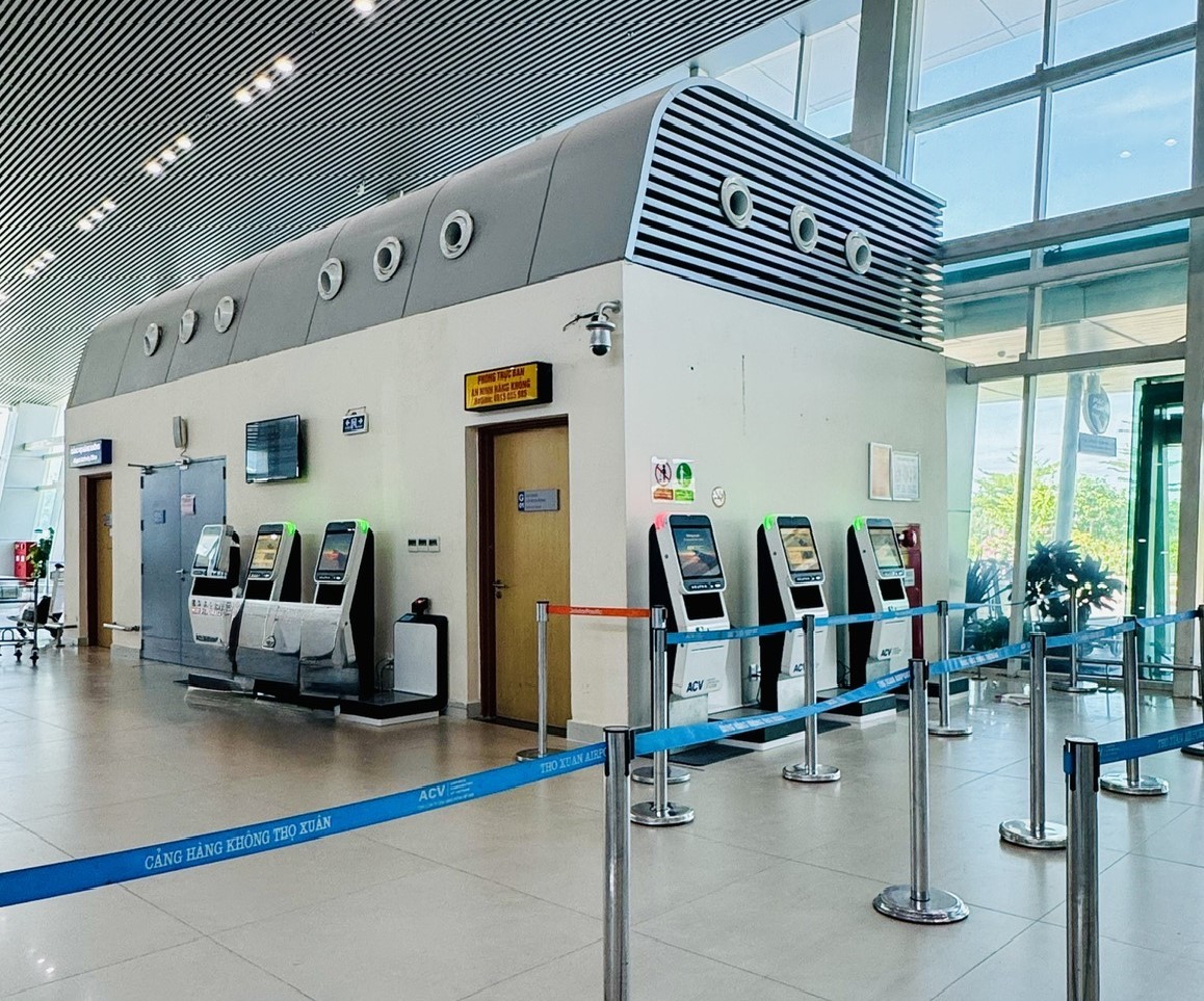 Hệ thống quầy Kios check in online tại Cảng H&agrave;ng Kh&ocirc;ng Thọ Xu&acirc;n sau cải tại nh&agrave; ga h&agrave;nh kh&aacute;ch