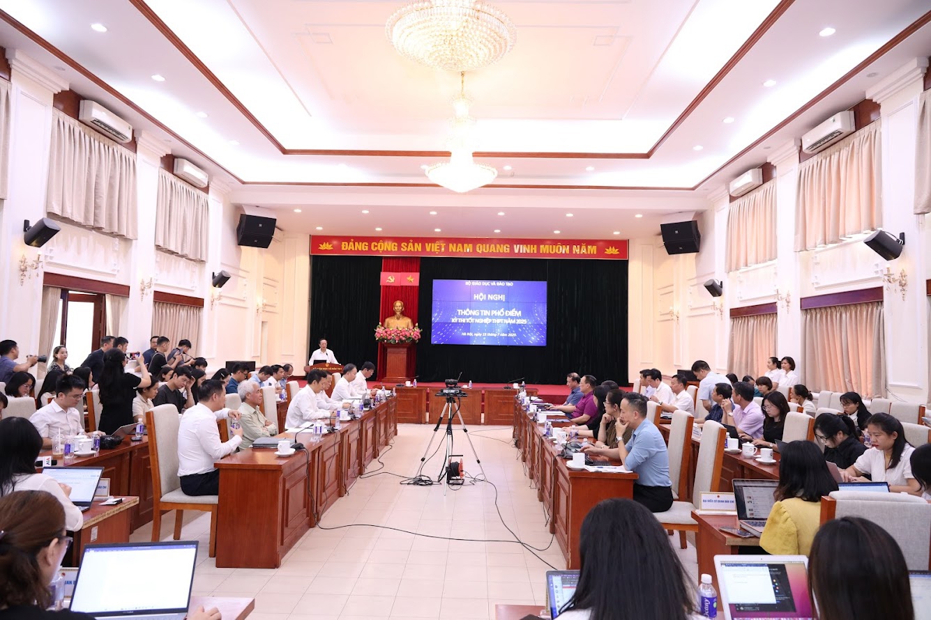 Bộ Giáo dục và Đào tạo công bố phổ điểm Kỳ thi tốt nghiệp THPT 2025