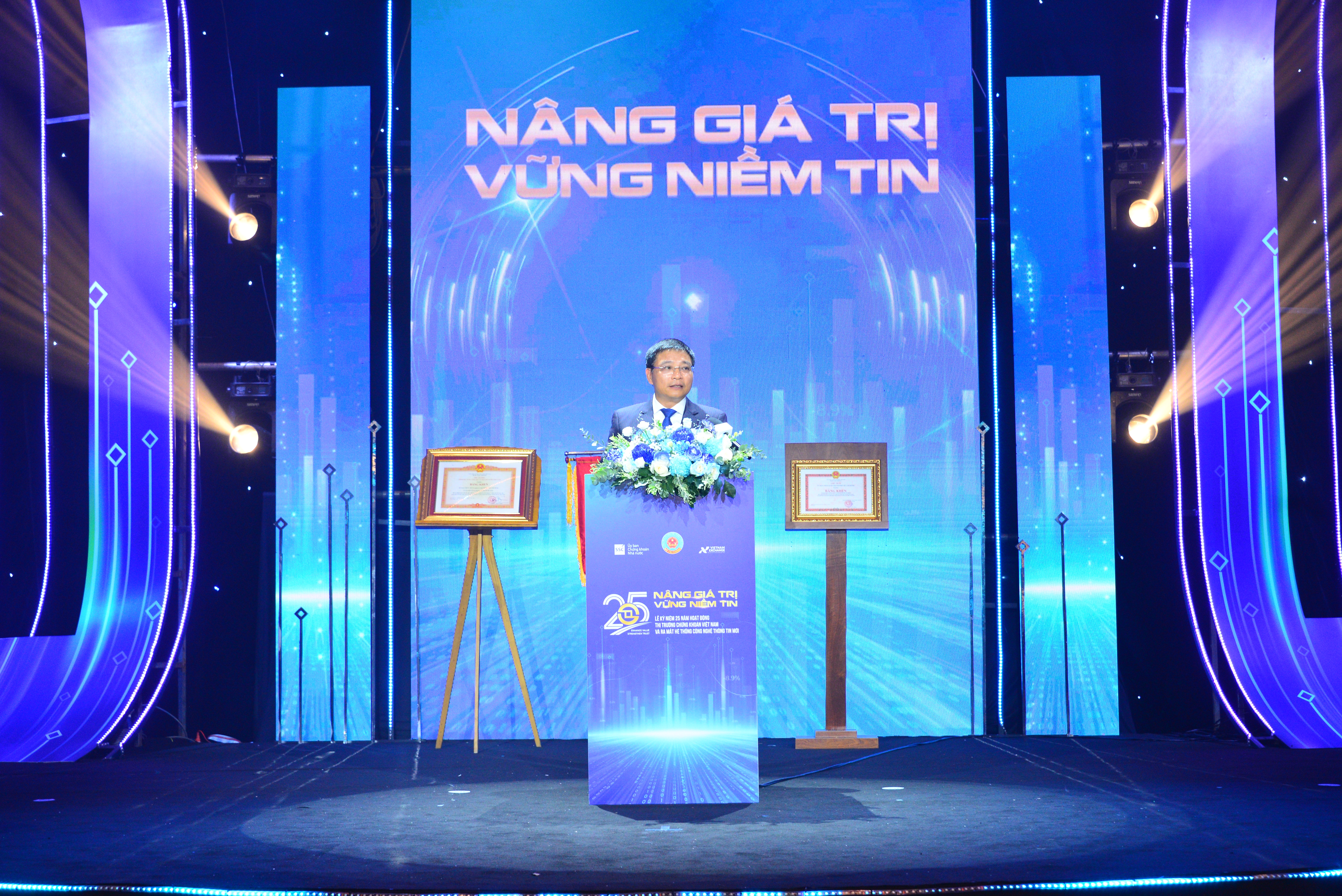 Bộ trưởng Bộ Pg88ok giải trí thể thao, casino, bắn cá và slot Nguyễn Văn Thắng phát biểu tại buổi lễ sáng 28/7.