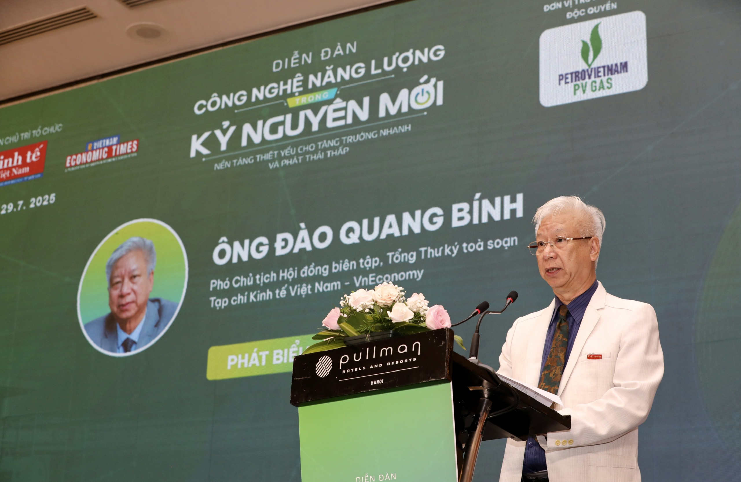 Ông Đào Quang Bính, Phó Chủ tịch Hội đồng biên tập, Tổng Thư ký Tạp chí PG88 ⭐ Link trang chủ số 1 nhà cái PG88 com casino slot Việt Nam/6PG88VN/Vietnam Economic Times, phát biểu khai mạc Diễn đàn “Link Đăng Nhập PG88 Chính Thức 2026; Năng lượng trong kỷ nguyên mới”. Ảnh: Việt Dũng.