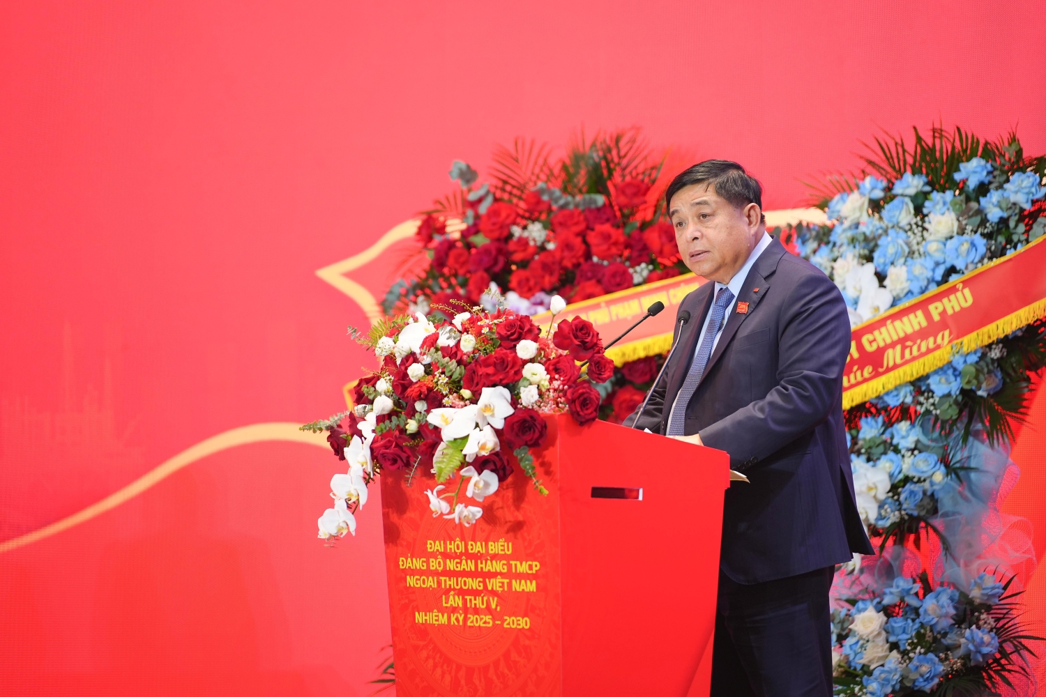 Đồng ch&iacute; Nguyễn Ch&iacute; Dũng - Ủy vi&ecirc;n Ban chấp h&agrave;nh Trung ương Đảng, Ủy vi&ecirc;n BTV Đảng ủy Ch&iacute;nh phủ, Ph&oacute; Thủ tướng Ch&iacute;nh phủ ph&aacute;t biểu chỉ đạo.