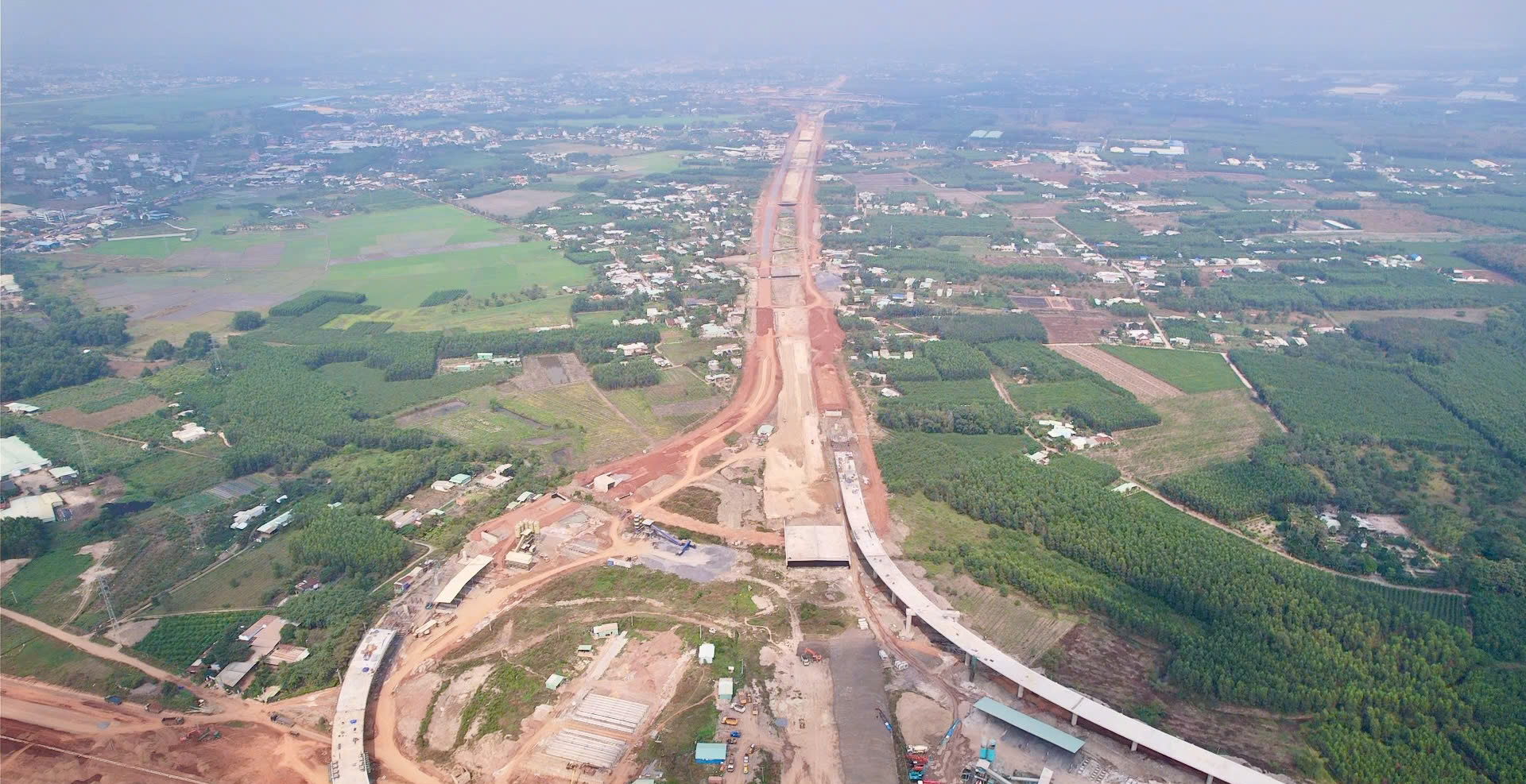 Toàn cảnh cao tốc Biên Hòa - Vũng Tàu đoạn Link Trang Chủ PG88.Com Mới #2026 thành phần 2 qua huyện Long Thành, Đồng Nai - Ảnh: VGP.