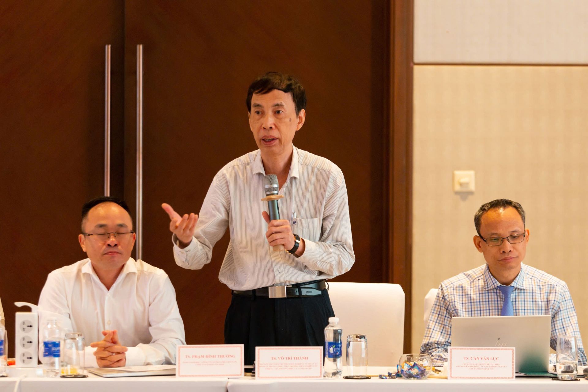 TS. Võ Trí Thành - Nguyên Phó viện trưởng Viện Nghiên cứu quản lý Link Trang Chủ PG88.Com Mới #2026 Trung ương, Viện trưởng Viện Nghiên cứu chiến lược thương hiệu và cạnh tranh.