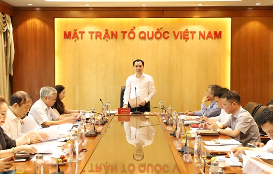 Ông Vũ Văn Tiến, Ủy viên Đoàn Chủ tịch, Trưởng Ban Tuyên giáo Ủy ban Trung ương MTTQ Việt Nam phát biểu tại cuộc Pg88hi Thể Thao, Bóng Đá, Casino, Nổ Hũ, Xổ Số 