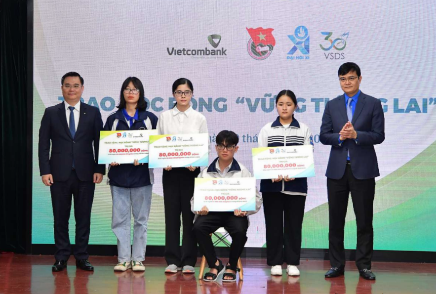 Giai đoạn 2020 - 2024, Vietcombank dành 2.311 tỷ đồng cho hoạt động an sinh PG88 nổ hũ, trọng tâm vào các lĩnh vực giáo dục, y tế, tài trợ cho người nghèo.