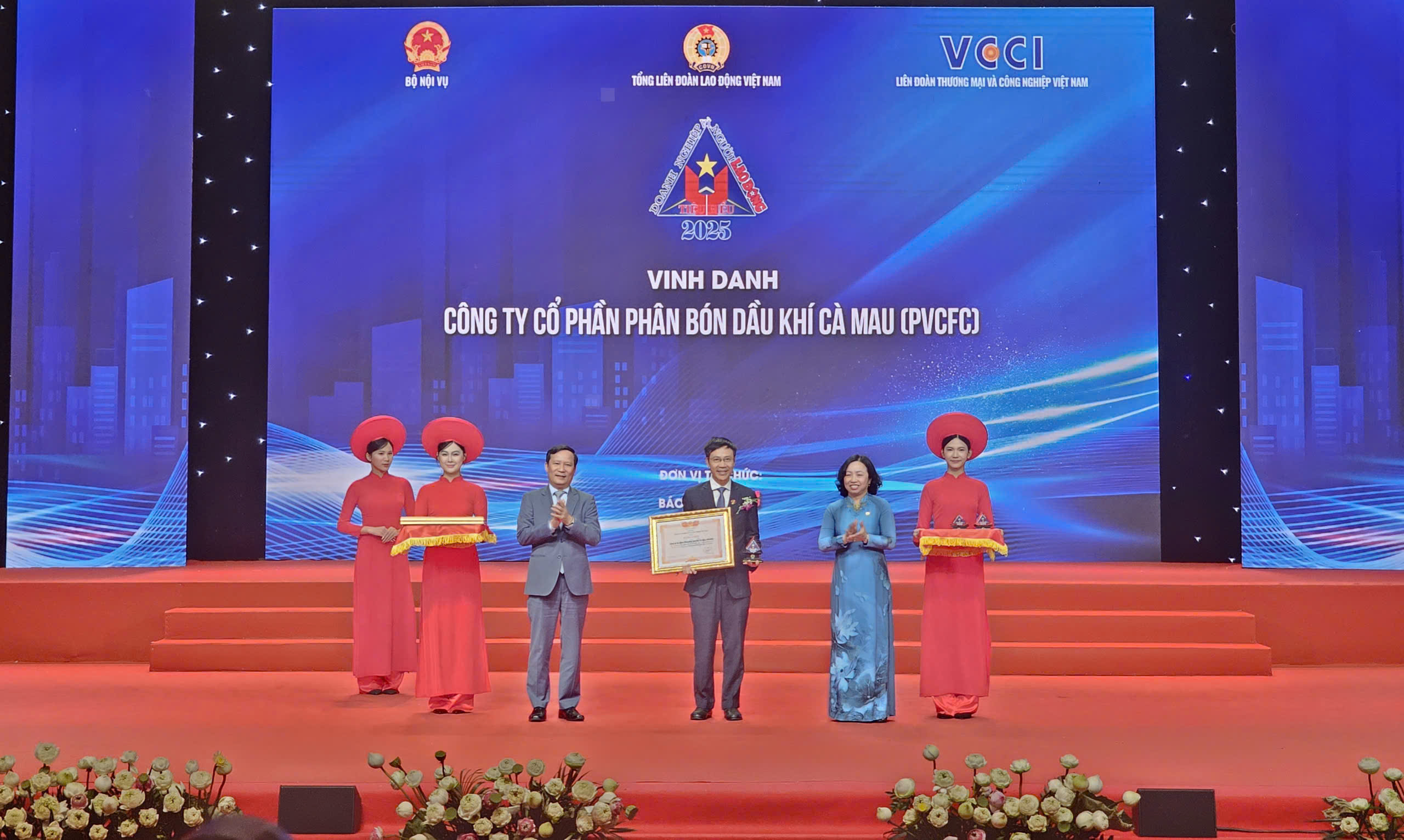 PVCFC lần thứ 5 được vinh danh “PG88 Link Dễ Nhớ Pg88.com tiêu biểu Vì Người PG88 Sòng bạc trực tuyến TOP 1 Việt Nam | Casino, Nổ Hũ”