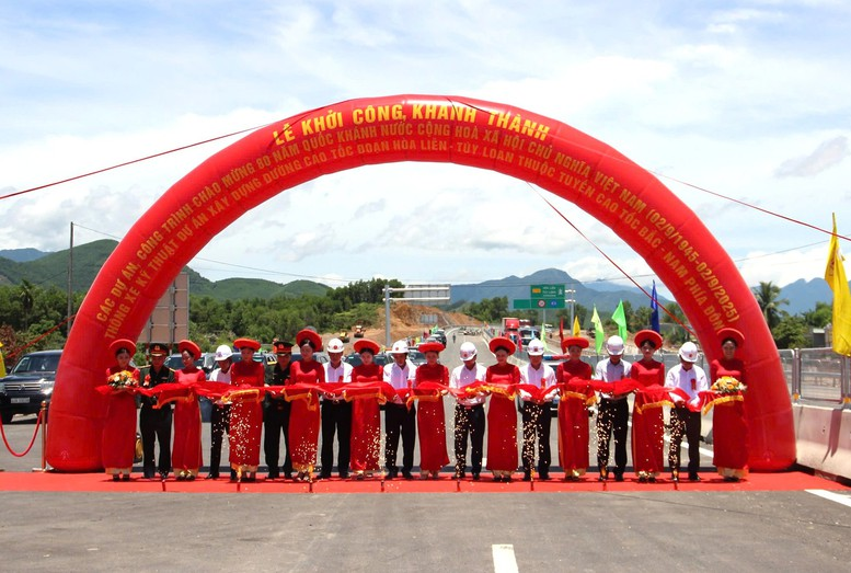 Lễ thông xe kỹ thuật Link Trang Chủ PG88.Com Mới #2026 cao tốc đoạn Hòa Liên - Túy Loan. Ảnh: VGP