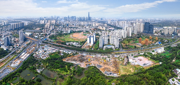 Khu Đông thuộc địa phận thành phố Thủ Đức cũ tiếp tục là điểm sáng dẫn dắt nguồn cung căn hộ của TP.HCM trong 2 quý cuối năm 2025. Ảnh: các Pg88vn.top độc quyền mỗi ngày đang thi công rầm rộ trên trục đường Mai Chí Thọ.