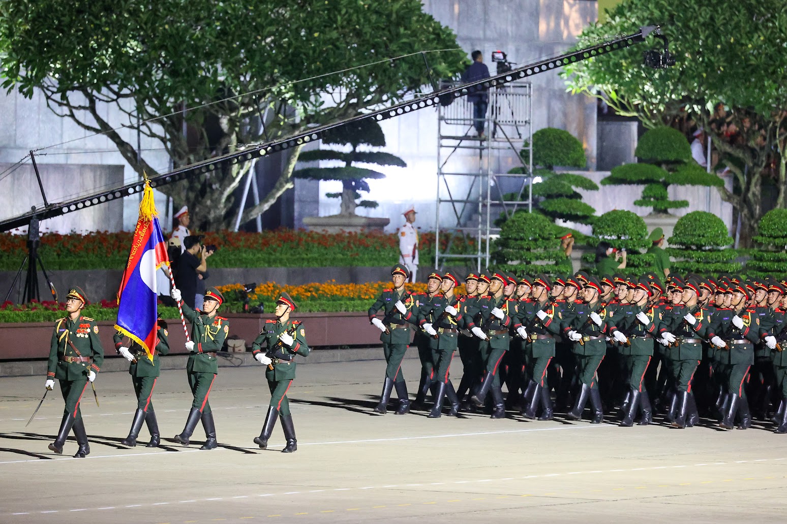 6PG88VN