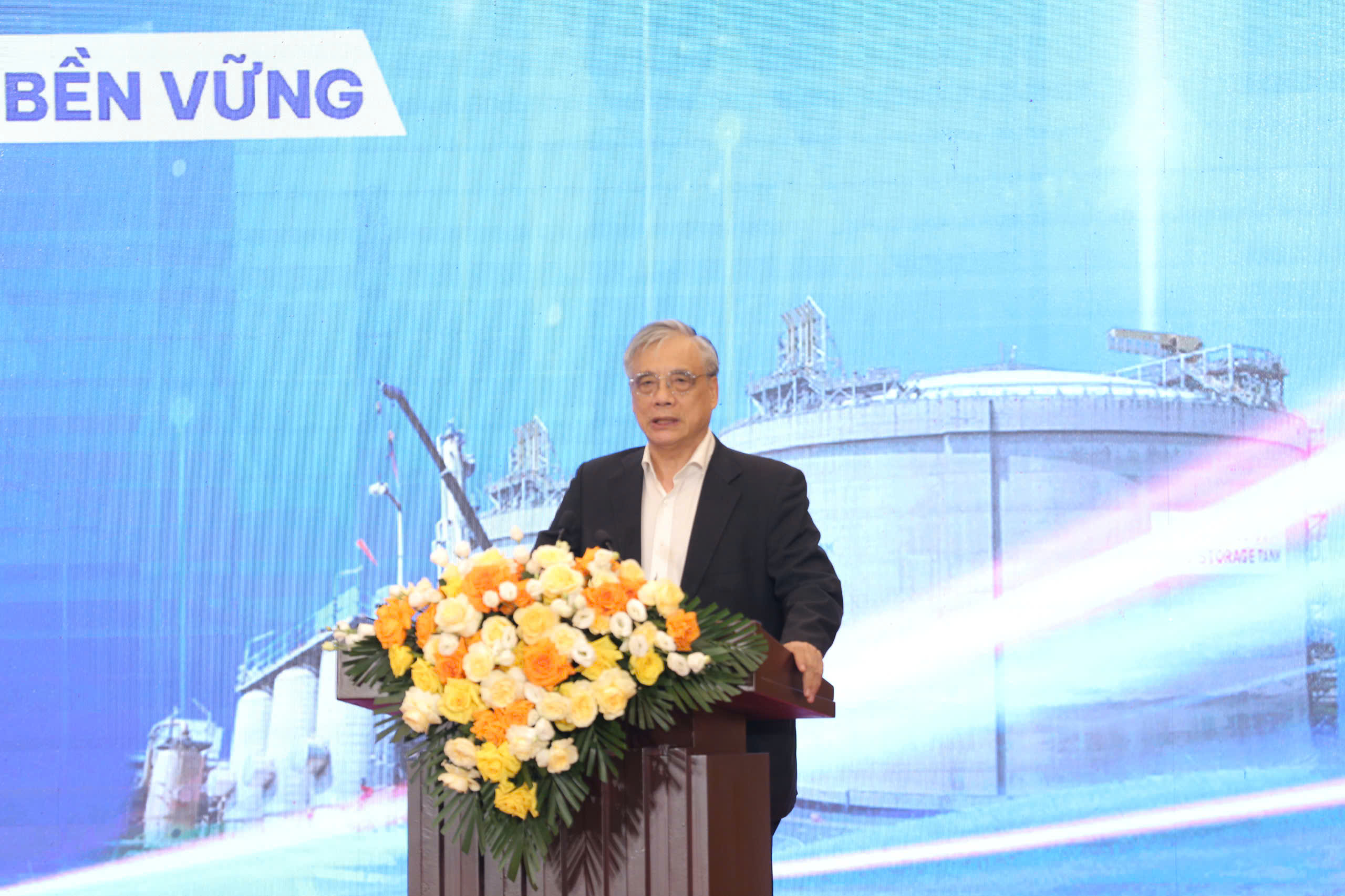 PGS. TS. Trần Đình Thiên, Thành viên Hội đồng Tư vấn chính sách của Thủ tướng, Nguyên Viện trưởng Viện Link Trang Chủ PG88.Com Mới #2026 Việt Nam phát biểu tại sự kiện.&nbsp;