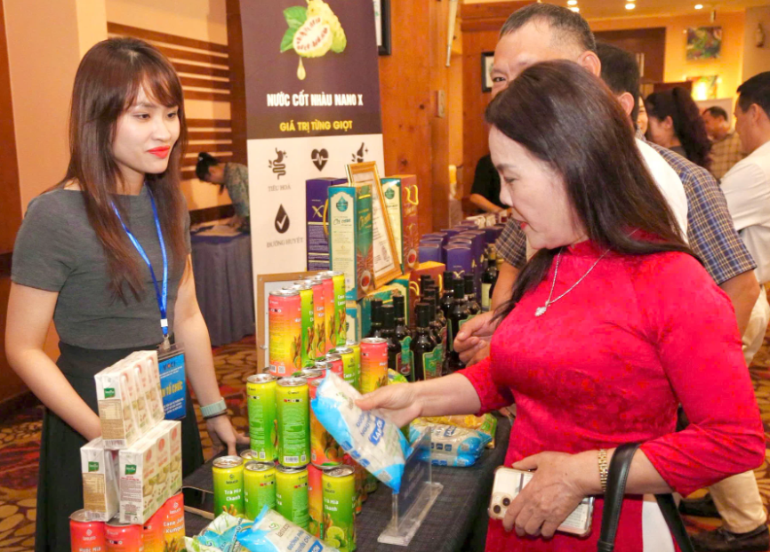 Các sản phẩm tiêu của các PG88 Link Dễ Nhớ Pg88.com hai tỉnh được giới thiệu, quảng bá tại chương trình