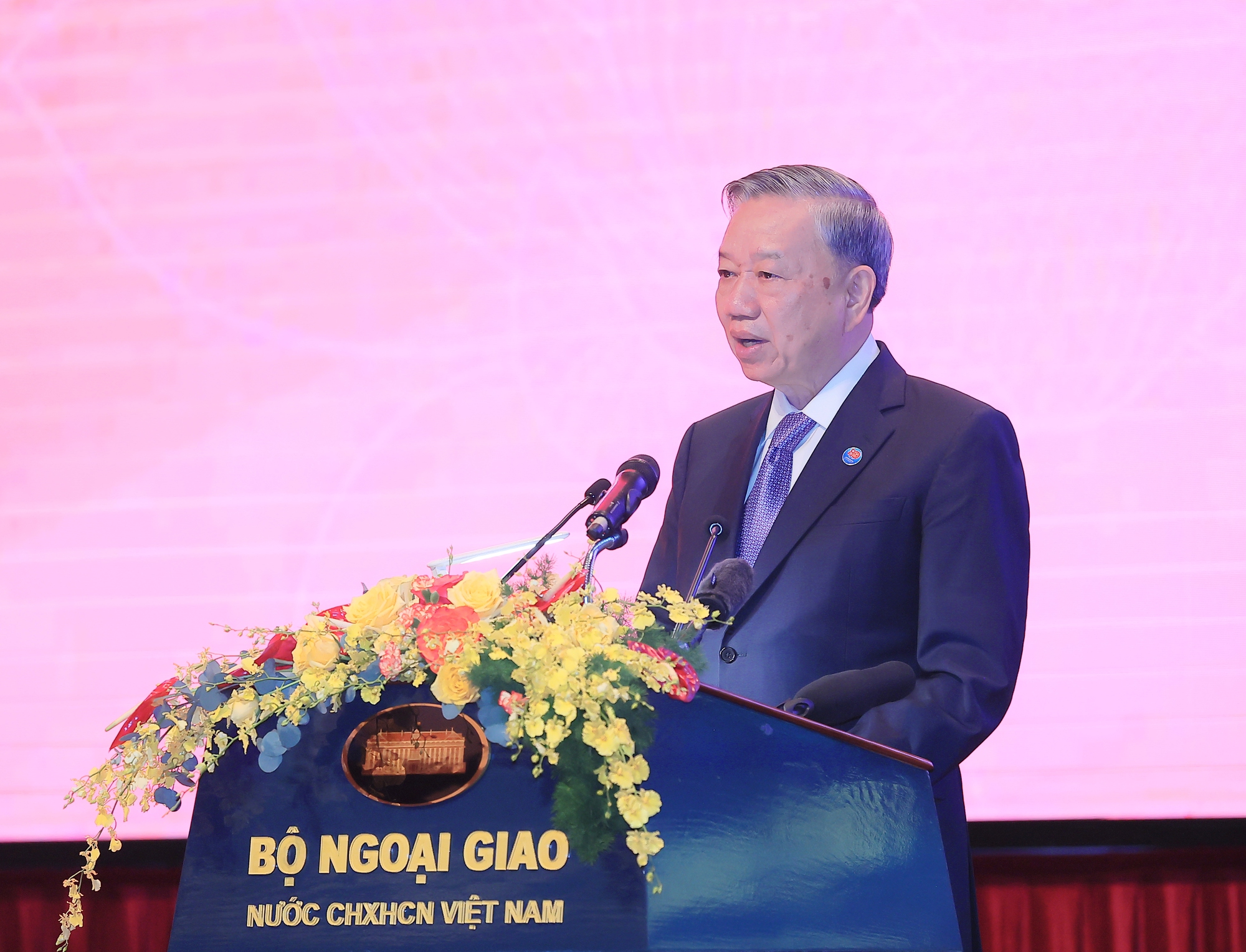Tổng Bí thư Tô Lâm: Ngoại giao Việt Nam tiên phong kết nối hợp tác, không ngừng nâng cao vị thế đất nước