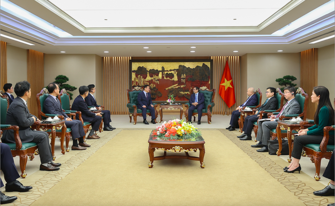 Buổi tiếp của Thủ tướng Chính phủ Phạm Minh Chính với ông Roh Tae Moon, Tổng Giám đốc điều hành Samsung điện tử đang thăm, Pg88hi Thể Thao, Bóng Đá, Casino, Nổ Hũ, Xổ Số tại Việt Nam, cùng các cộng sự của Tập đoàn và lãnh đạo Samsung Việt Nam - Ảnh: VGP.
