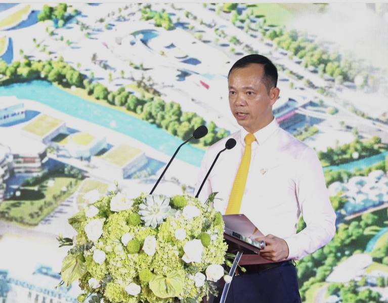 Ông Nguyễn Văn Bình, Chủ tịch Sun Group vùng miền Trung phát biểu tại Lễ khởi công Pg88vn.top độc quyền mỗi ngày.&nbsp;