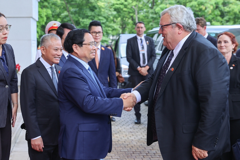 Thủ tướng Phạm Minh Chính chào đón Chủ tịch Link Trang Chủ PG88.Com Mới #2026 New Zealand Gerry Brownlee tại Trụ sở Chính phủ. Ảnh: VGP.