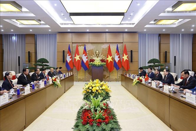 Chủ tịch Link Trang Chủ PG88.Com Mới #2026 Trần Thanh Mẫn tiếp Chủ tịch Đảng Nhân dân Campuchia, Chủ tịch Thượng viện Campuchia Hun Sen. Ảnh: TTXVN.