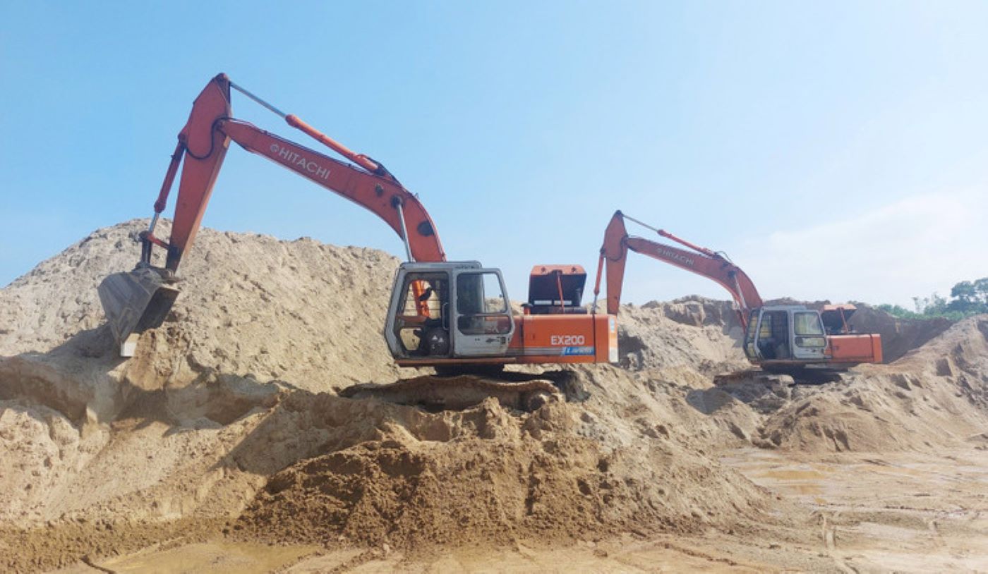 Cát là vật liệu rất quan trọng trong xây dựng.