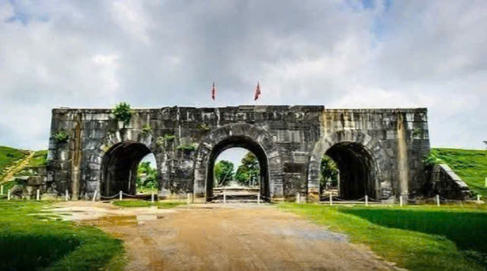 Thành nhà Hồ