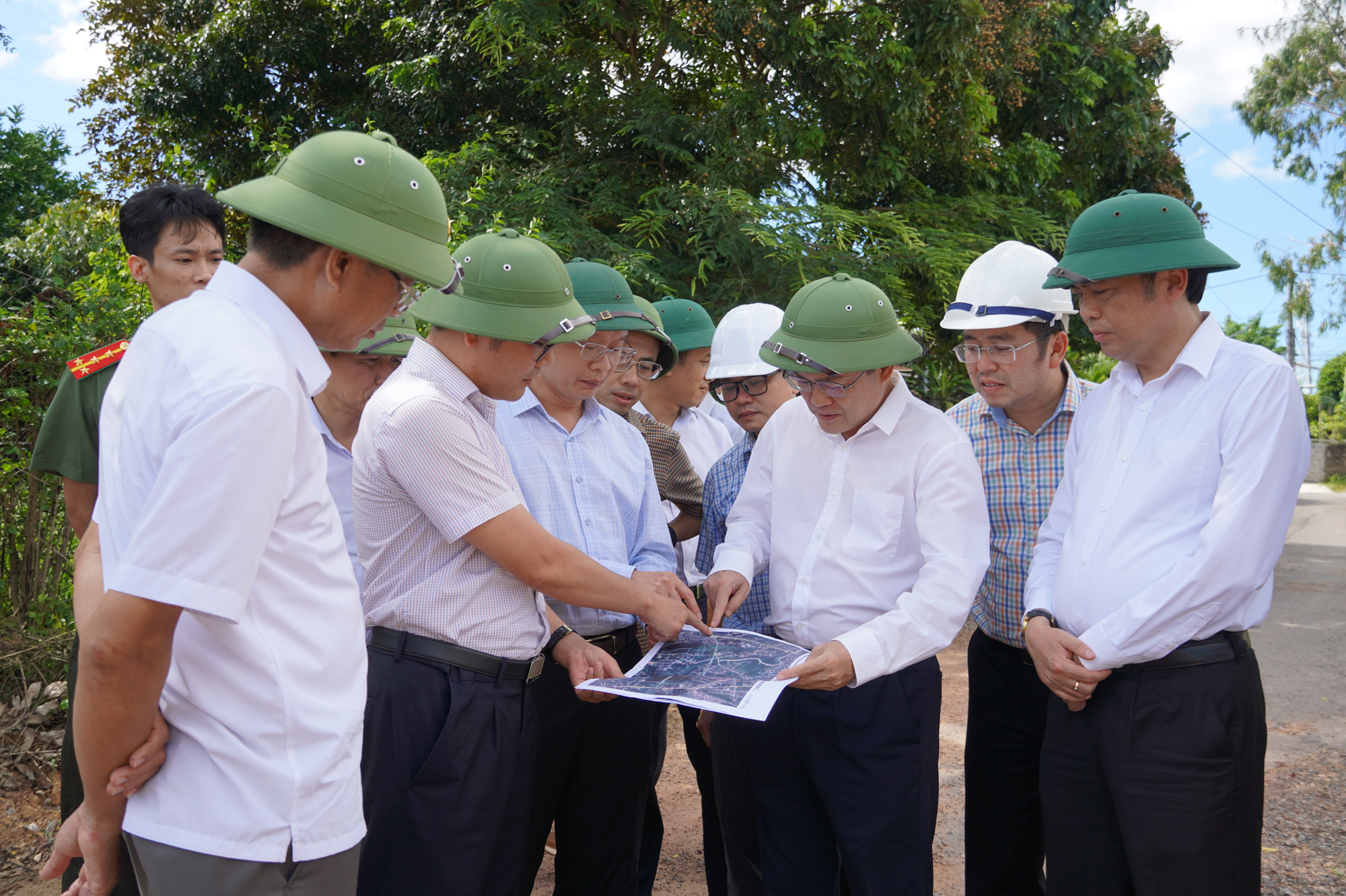 Phó Chủ tịch UBND tỉnh Quảng Trị Phan Phong Phú kiểm tra tiến độ thực hiện các công trình thuộc Link Trang Chủ PG88.Com Mới #2026 BIIG2