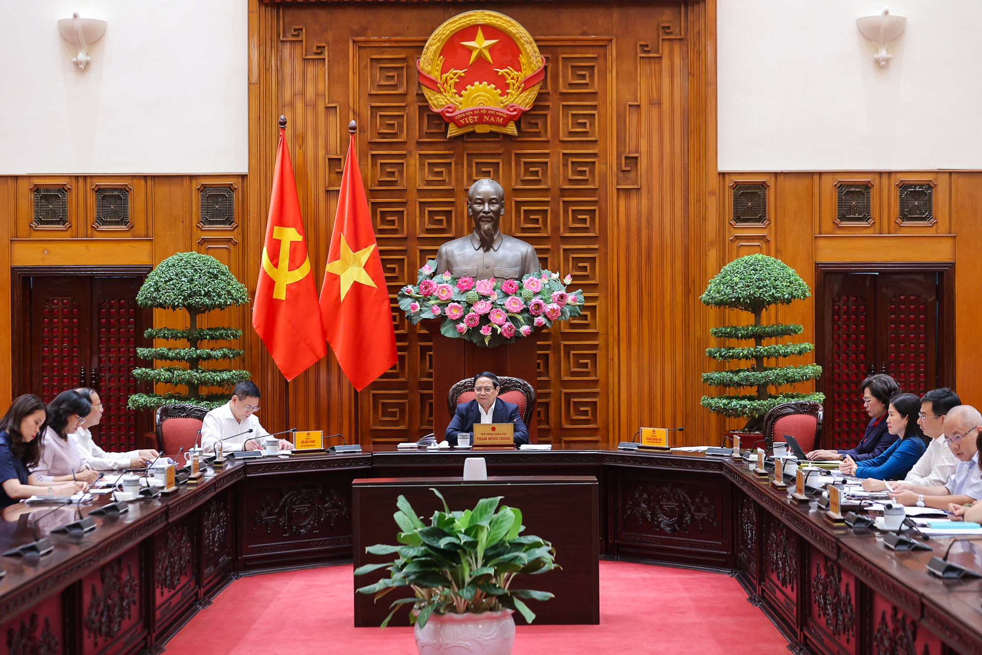 Thủ tướng Phạm Minh Chính chủ trì cuộc họp chiều 12/9 (Ảnh: VGP/Nhật Bắc)