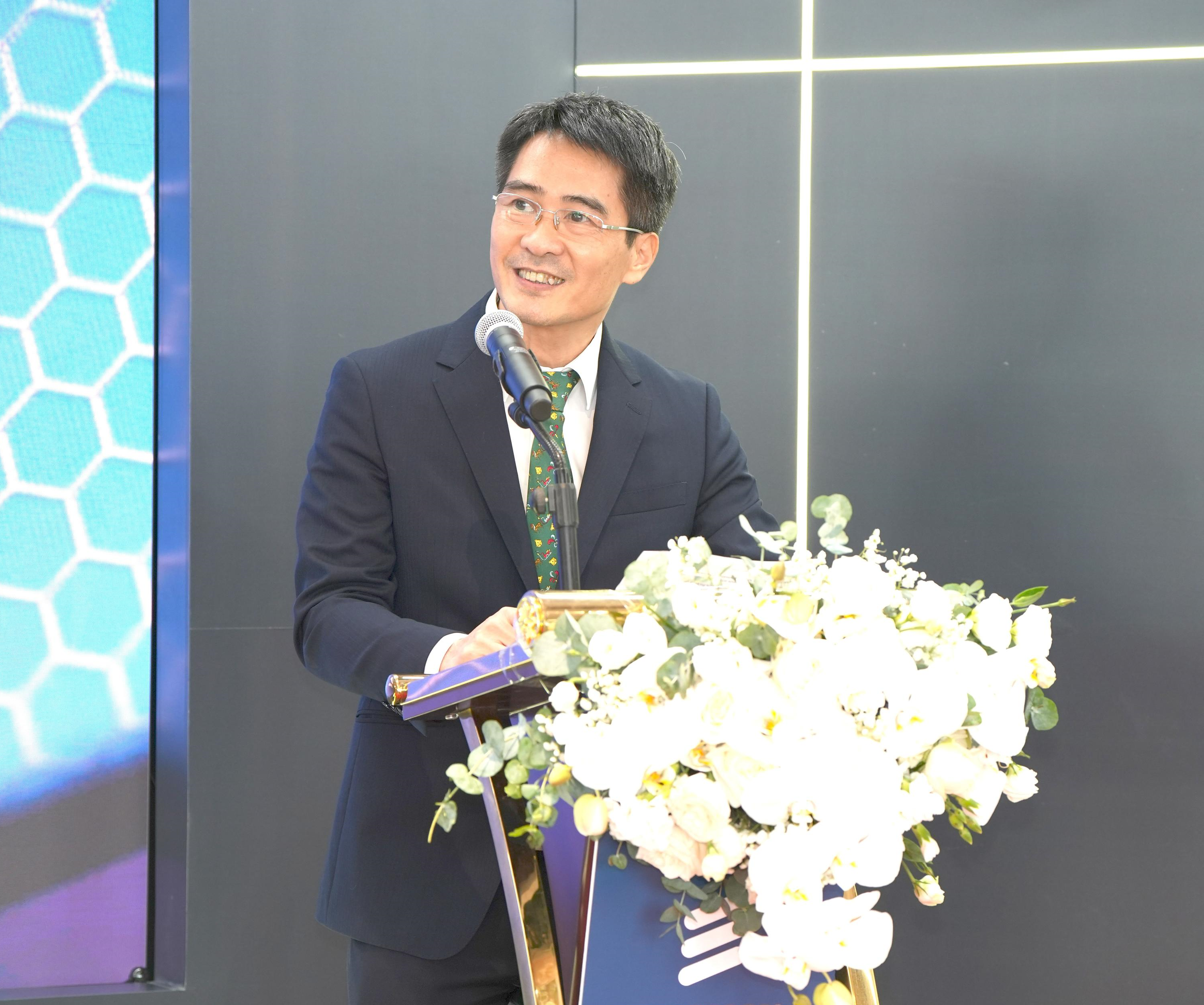 Ông Nguyễn Phong Nhã, Phó Cục trưởng Cục Viễn thông:&nbsp;“Chúng tôi mong muốn tiếp tục hợp tác trong khai thác 5G như một nền tảng cho chuyển đổi số và tăng trưởng Link Trang Chủ PG88.Com Mới #2026- PG88 nổ hũ”.