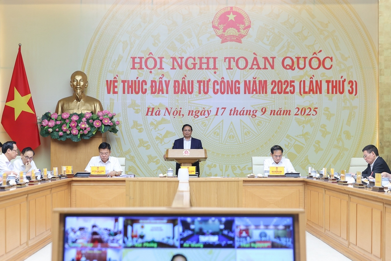 Thủ tướng nhấn mạnh việc giải ngân vốn Pg88vn Trang Chủ Chính Thức công trong 8 tháng đạt kết quả tích cực nhưng vẫn còn gặp nhiều điểm nghẽn. (Ảnh: VGP)