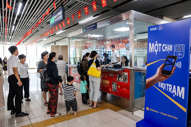 Hà Nội thử nghiệm giải pháp nhận diện sinh trắc học trên tuyến metro Cát Linh - Hà Đông