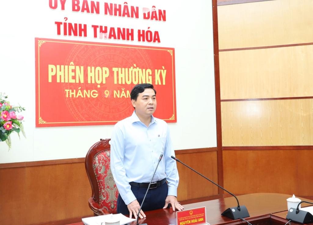Chủ tịch UBND tỉnh Thanh Hoá Nguyễn Hoài Anh phát biểu tại cuộc họp