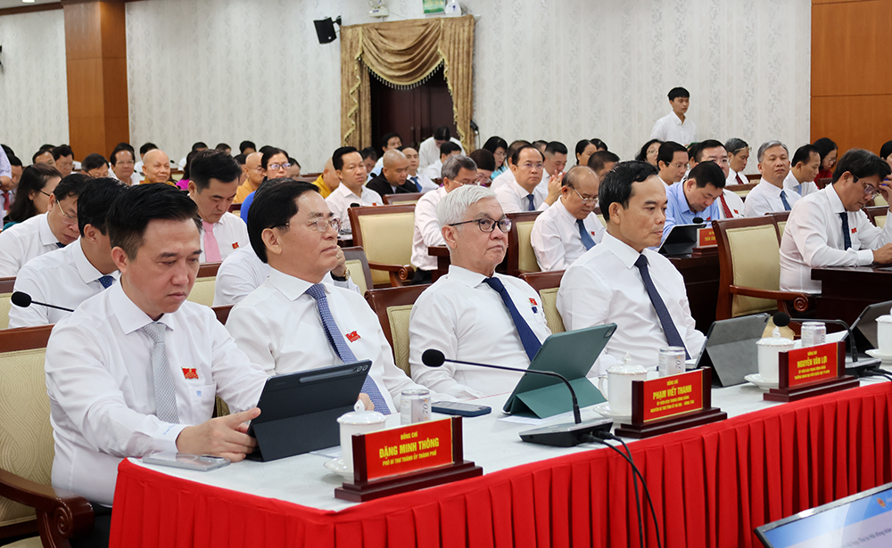 Các đại biểu tham dự Kỳ họp sáng 29/9 -&nbsp;Ảnh: Cổng thông tin điện tử TP.HCM.