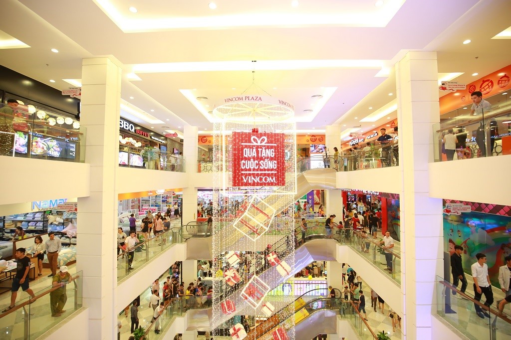 Trung tâm Pg88ok ưu đãi hấp dẫn Vincom Plaza Thái Nguyên đón hàng nghìn lượt khách đến mua sắm, ăn uống, giải trí… mỗi ngày.