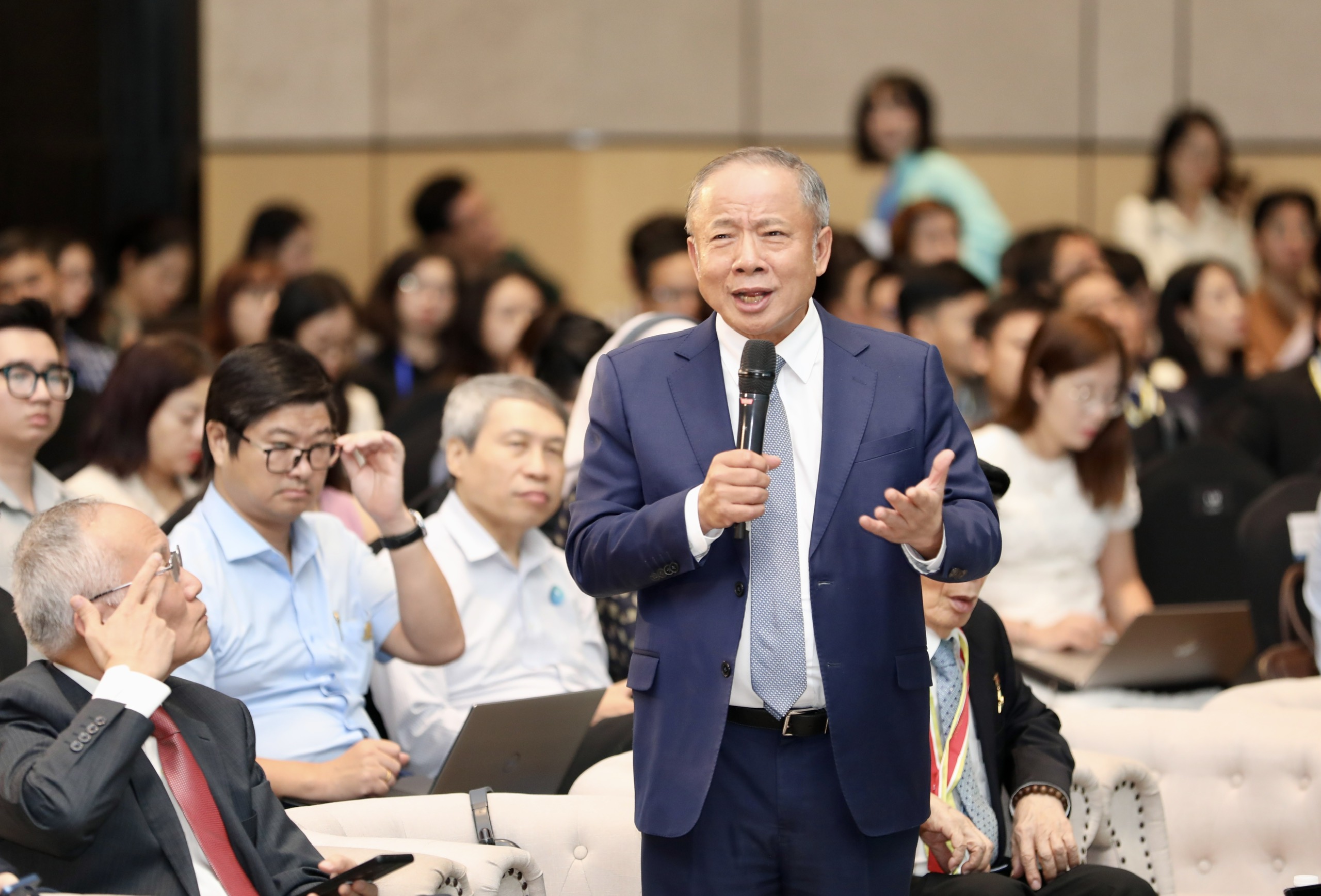 TS. Nguyễn Văn Thân, Chủ tịch Hiệp hội 6Pg88.con độc quyền mỗi ngày nhỏ và vừa Việt Nam, phát biểu tại Diễn đàn PG88 ⭐ Link trang chủ số 1 nhà cái PG88 com casino slot mới Việt Nam (Vietnam New Economy Forum - VNEF) lần thứ ba. 