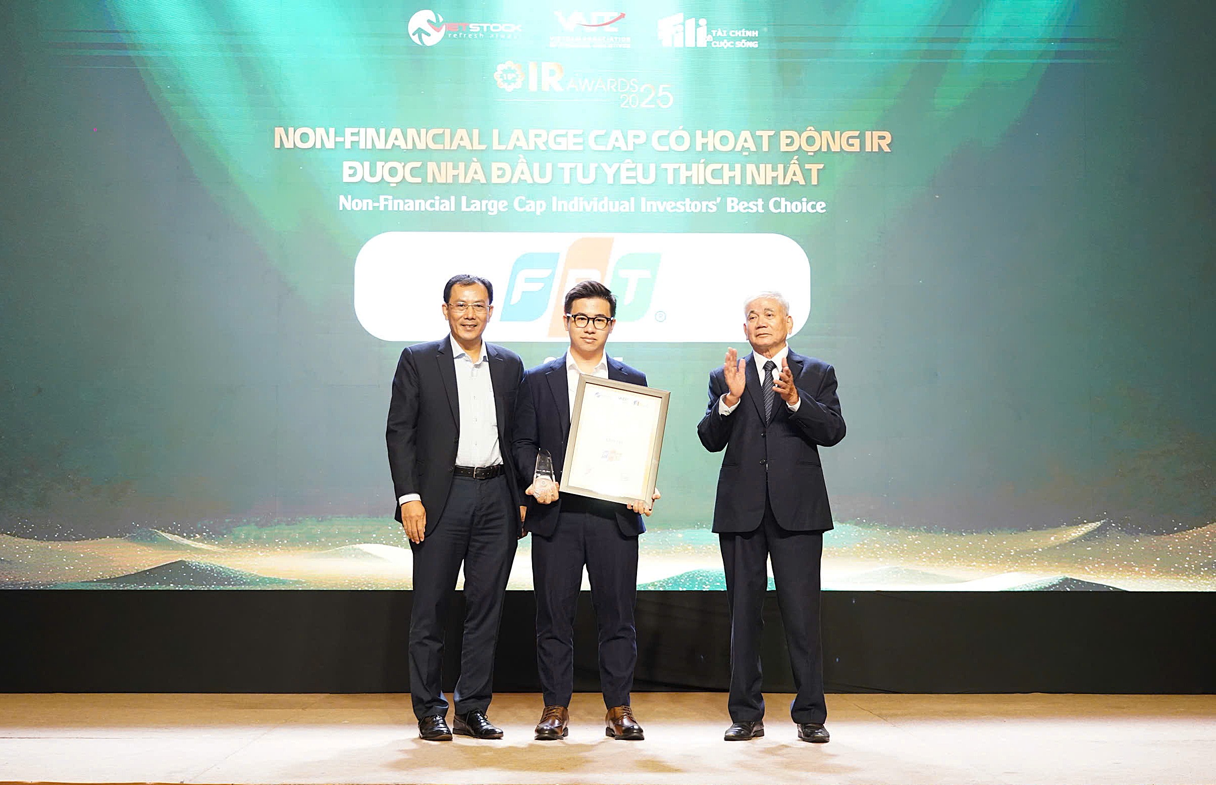&nbsp; FPT được vinh danhTop 3 PG88 Link Dễ Nhớ Pg88.com nhóm vốn hóa lớn lĩnh vực phi Pg88hi tỷ lệ thưởng hấp dẫn có hoạt động IR được nhà Pg88vn Trang Chủ Chính Thức yêu thích nhất.&nbsp;&nbsp;