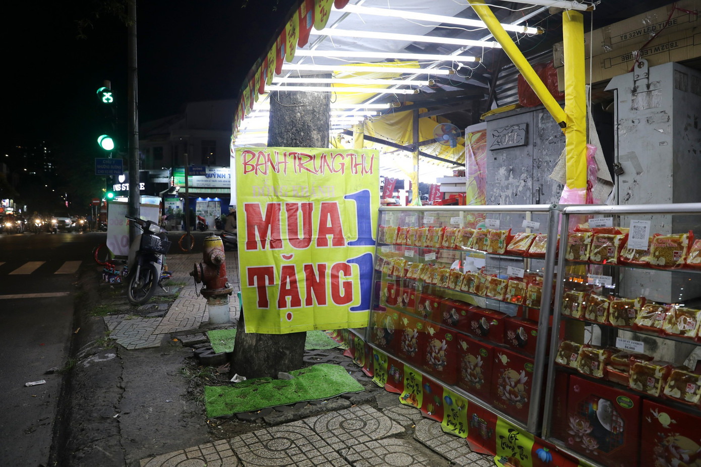 Nhiều&nbsp;người bán hàng cho biết khả năng tồn bánh rất cao.&nbsp;