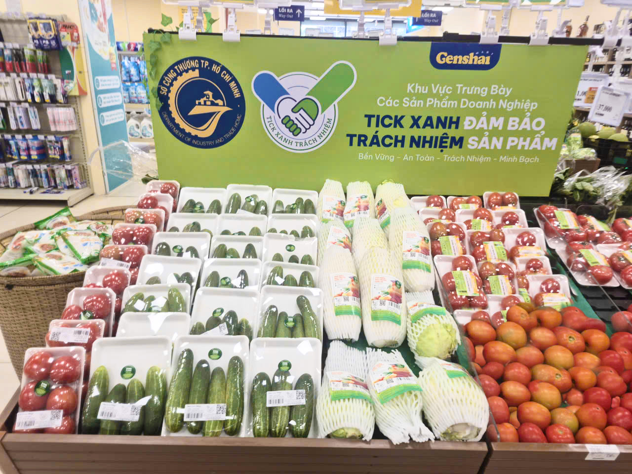 Cần phát triển các điểm bán tập trung để dễ quản lý, giảm rủi ro cho người tiêu dùng.