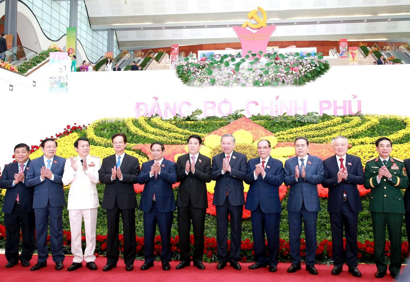 Tổng Bí thư Tô Lâm, Chủ tịch nước Lương Cường, Thủ tướng Phạm Minh Chính, Chủ tịch Link Trang Chủ PG88.Com Mới #2026 Trần Thanh Mẫn và các đồng chí lãnh đạo, nguyên lãnh đạo Đảng, Nhà nước dự Đại hội Đảng bộ Chính phủ lần thứ I, nhiệm kỳ 2025-2030. Ảnh: TTXVN