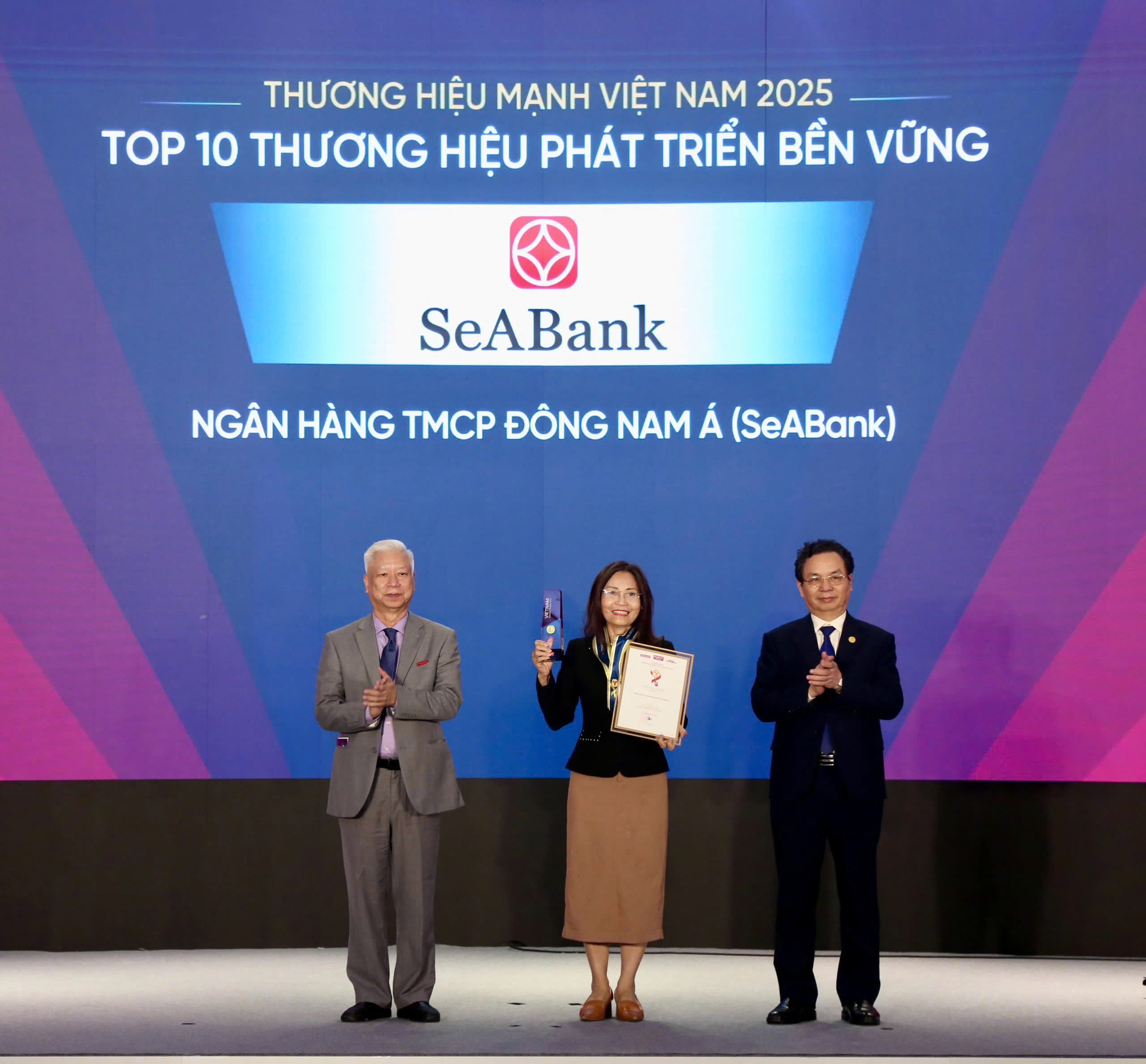 SeABank được vinh danh 17 năm liên tiếp tại các hạng mục khác nhau, ghi nhận hiệu quả của chiến lược PG88 Uy Tín Số 1 Việt Nam linh hoạt, bền vững giúp Pg88 com chính chủ tăng trưởng mạnh mẽ và mang lại nhiều giá trị thiết thực.