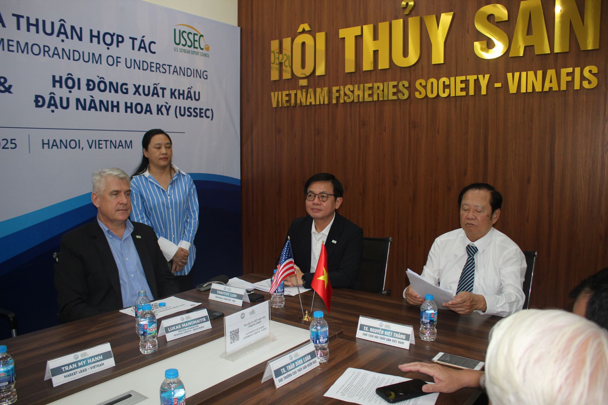 Hội đồng Pg88vnd link khuyến  đậu nành Hoa Kỳ trao đổi tại trụ sở Hội Thuỷ sản Việt Nam ở Hà Nội. Ảnh Chu Khôi.