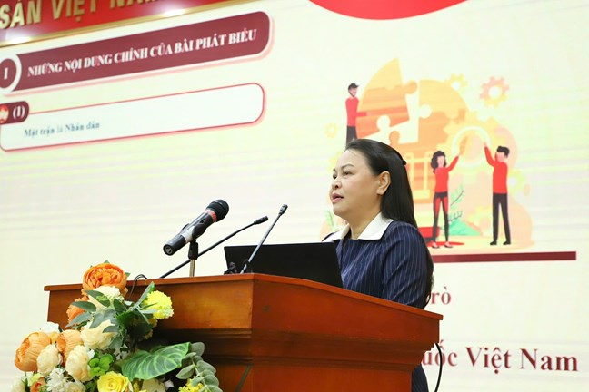 Bà Nguyễn Thị Thu Hà, Phó Bí thư Thường trực Đảng ủy Mặt trận Tổ quốc, các đoàn thể Trung ương, Phó Chủ tịch- Tổng Thư ký&nbsp;Ủy&nbsp;ban Trung ương Mặt trận Tổ quốc Việt Nam, quán triệt Bài phát biểu chỉ đạo của Tổng Bí thư Tô Lâm tại Đại hội đại biểu Đảng bộ Mặt trận Tổ quốc, các đoàn thể Trung ương lần thứ I, nhiệm kỳ 2025- 2030.