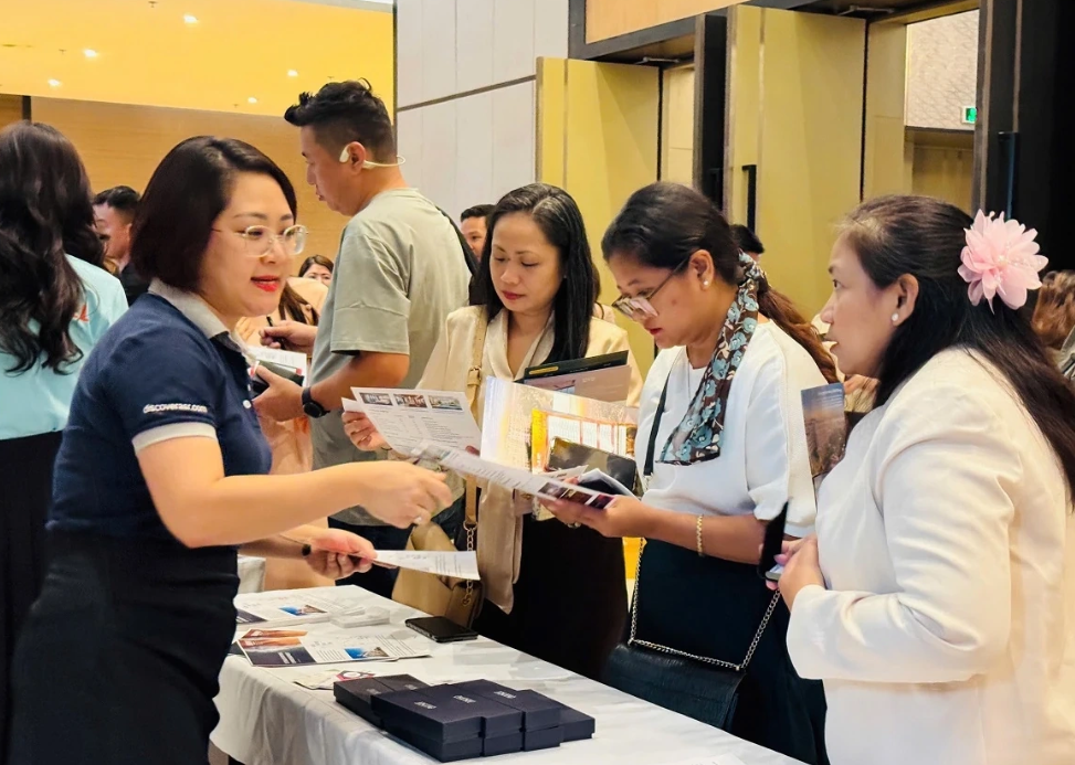 Không khí sôi nổi tại khu vực kết nối, trao đổi giữa các PG88 Link Dễ Nhớ Pg88.com du lịch trong và ngoài nước.