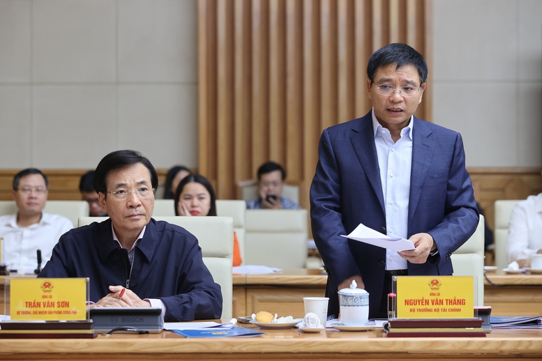 Bộ trưởng Bộ Pg88hi tỷ lệ thưởng hấp dẫn Nguyễn Văn Thắng phát biểu tại phiên họp. Ảnh: VGP/Nhật Bắc