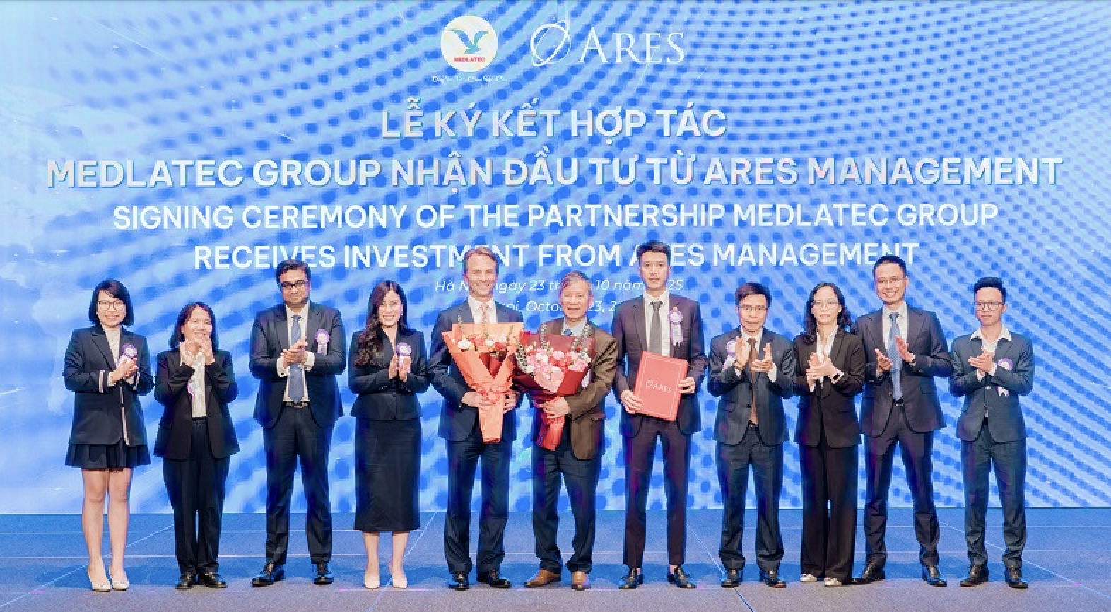 Đại diện Ban lãnh đạo MEDLATEC GROUP và Quỹ Pg88vn Trang Chủ Chính Thức ARES Management chụp ảnh lưu niệm tại buổi lễ.&nbsp;
