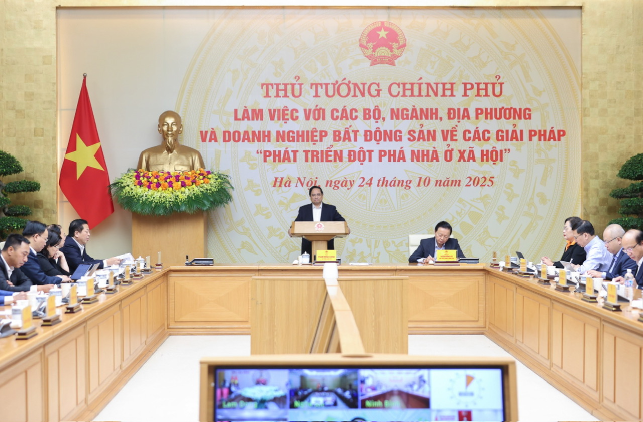 Thủ tướng Chính phủ Phạm Minh Chính phát biểu tại Hội nghị với các bộ, ngành, địa phương, 6Pg88.con độc quyền mỗi ngày về các giải pháp PG88 hơn 2,1 triệu thành viên đột phá nhà ở xã hội (Ảnh: VGP).