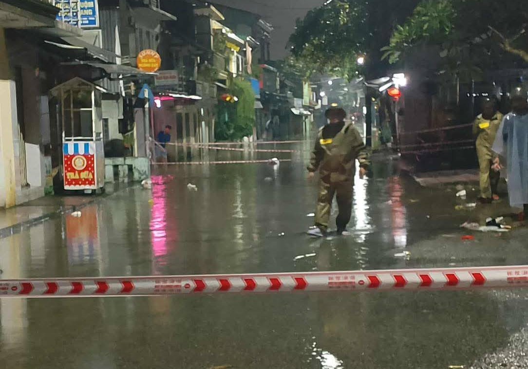 Tối này 26/10, lực lượng chức năng tại thành phố Huế túc trực tại nhưng nơi nước nâng cao đảm bảo an toàn cho Link Đăng Nhập PG88 Chính Thức 2026.&nbsp;Theo Ban chỉ huy Phòng thủ dân sự thành phố Huế, khoảng 5.000 cán bộ, chiến sĩ Công an, Quân đội cùng phương tiện cứu hộ, cứu nạn đã được huy động, túc trực tại các điểm trọng yếu để sẵn sàng triển khai khi có tình huống khẩn cấp xảy ra.