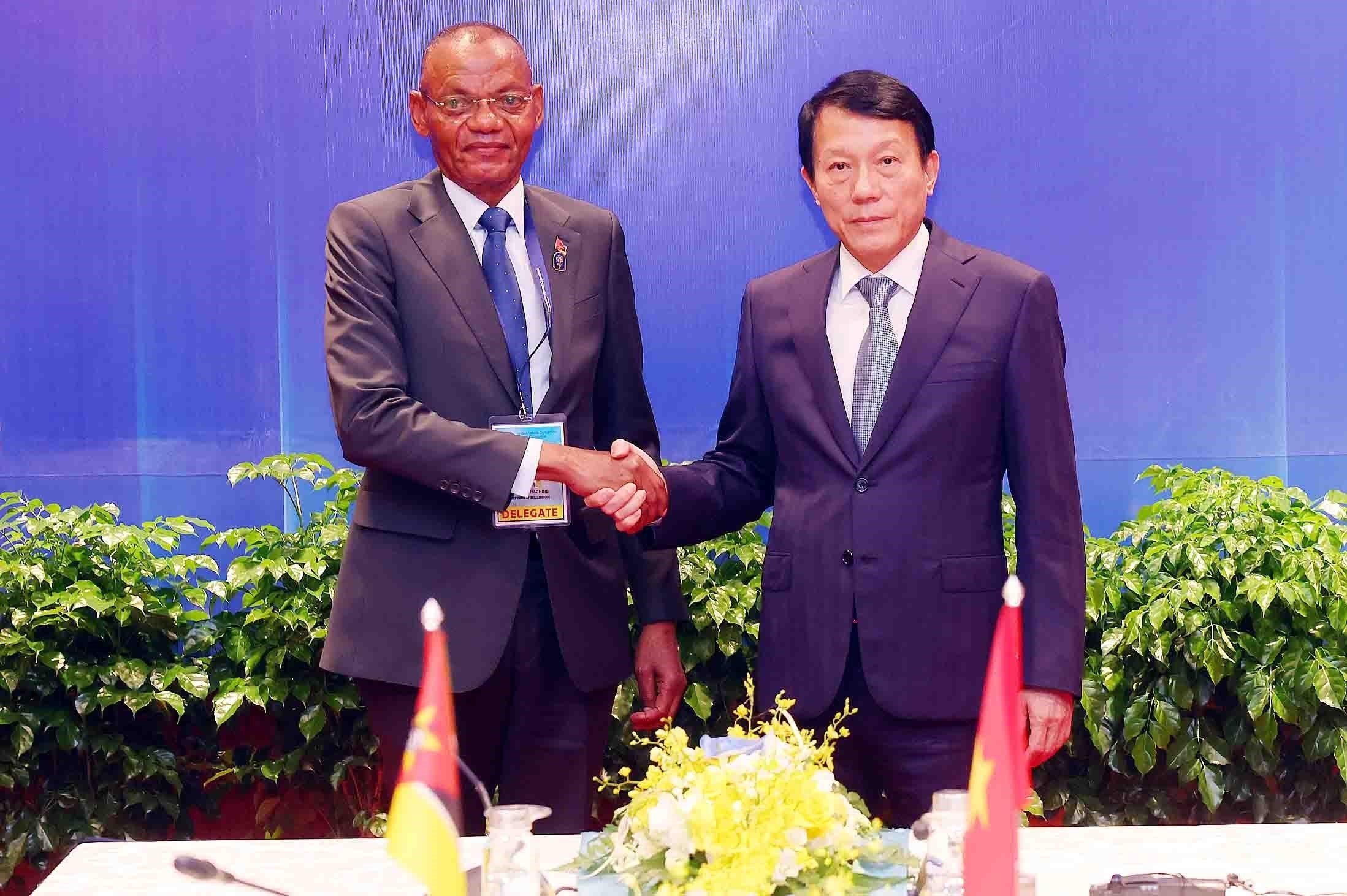 Đại tướng Lương Tam Quang, Bộ trưởng Bộ Công an tiếp Bộ trưởng Bộ Nội vụ Cộng hòa Mozambique Paulo Chachine.